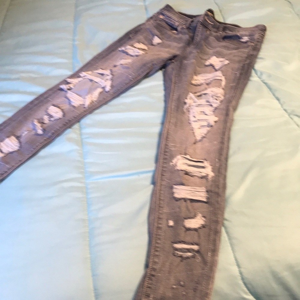 Light blue distressed jeans